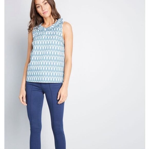 Modcloth Peter Pan Collar Tank - Picture 2 of 9